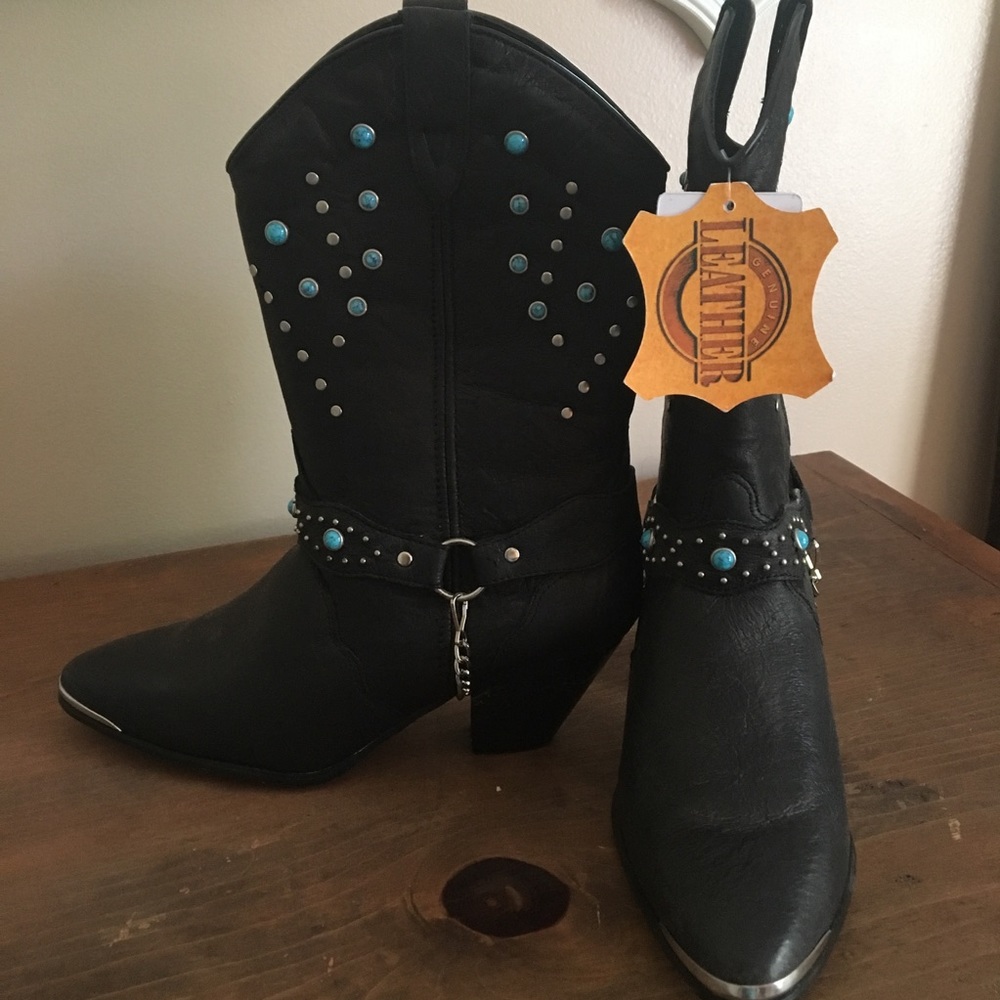 NWT studded cowboy boots